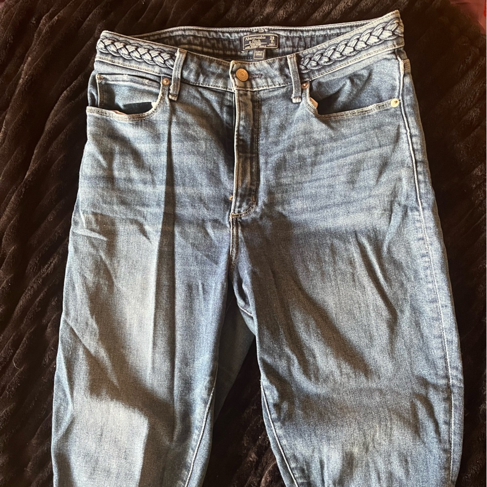 Stylish Blue Denim Jeans